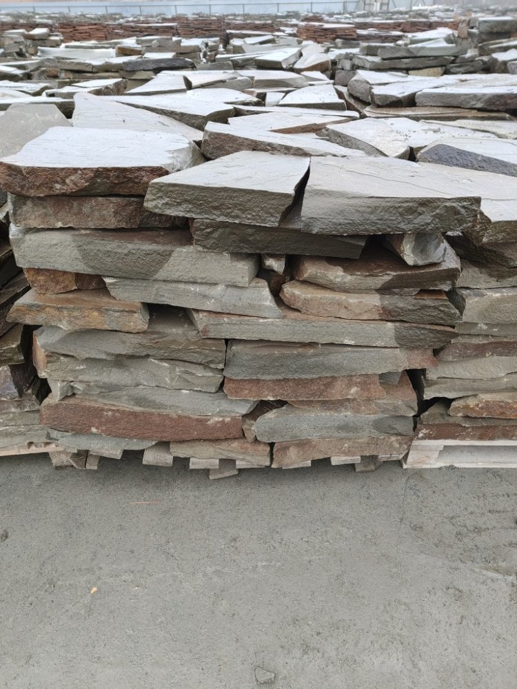 Плитняк песчаник серо-зелёный для мощения 60-65 мм купить в Арамиле