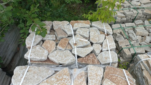 Гранитный плитняк галтованный для парковки купить в Арамиле