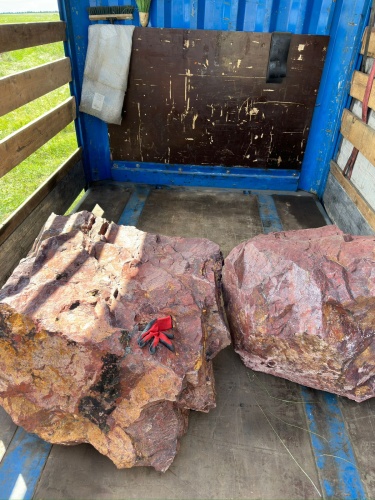 Ландшафтные глыбы красно-фиолетовые 200-1000 килограмм купить в Арамиле