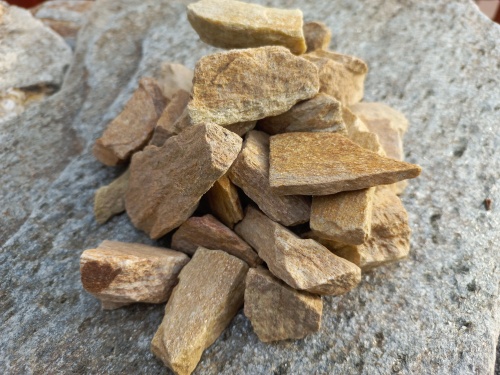 Златолит жёлтый декоративная каменная крошка купить в Арамиле