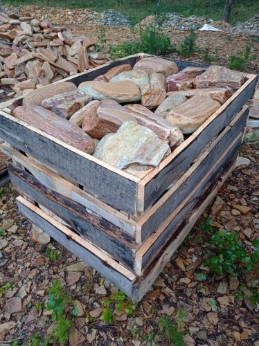 Златолит жёлтый, жёлто-зелёный глыбки и валуны для ланшафтного дизайна купить в Арамиле