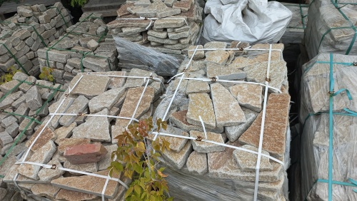 Гранитный плитняк галтованный для парковки купить в Арамиле