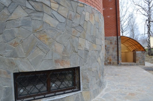 Плитняк златолит Уральский для цоколя, отмостки купить в Арамиле